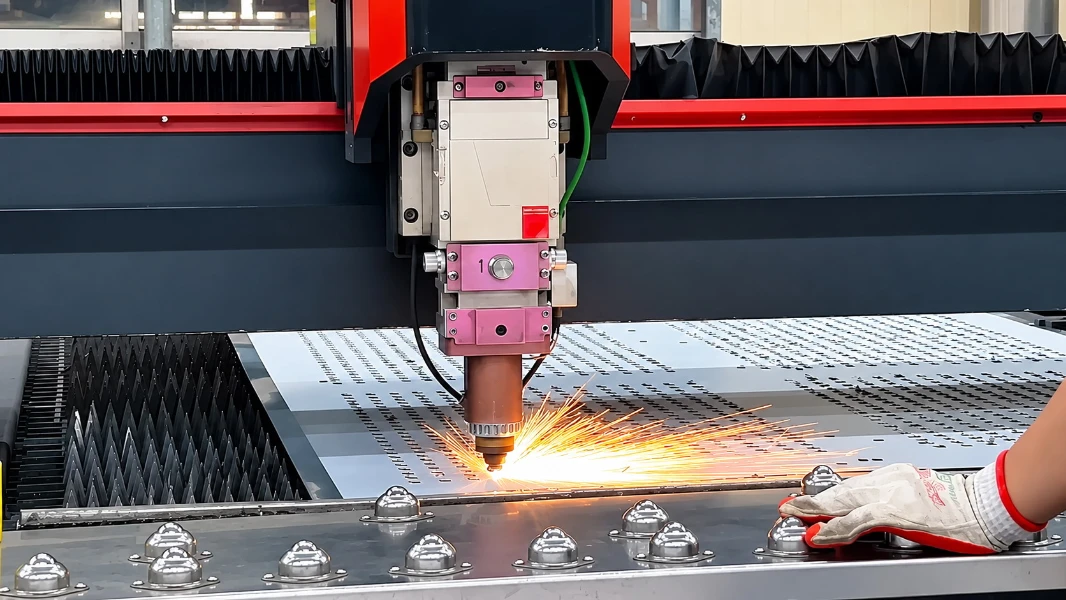 precision laser cutting